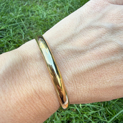 7" Solid 14K Yellow Gold High Polished Round Hinged Bangle Bracelet, 6.3 mm, 6.36 grams