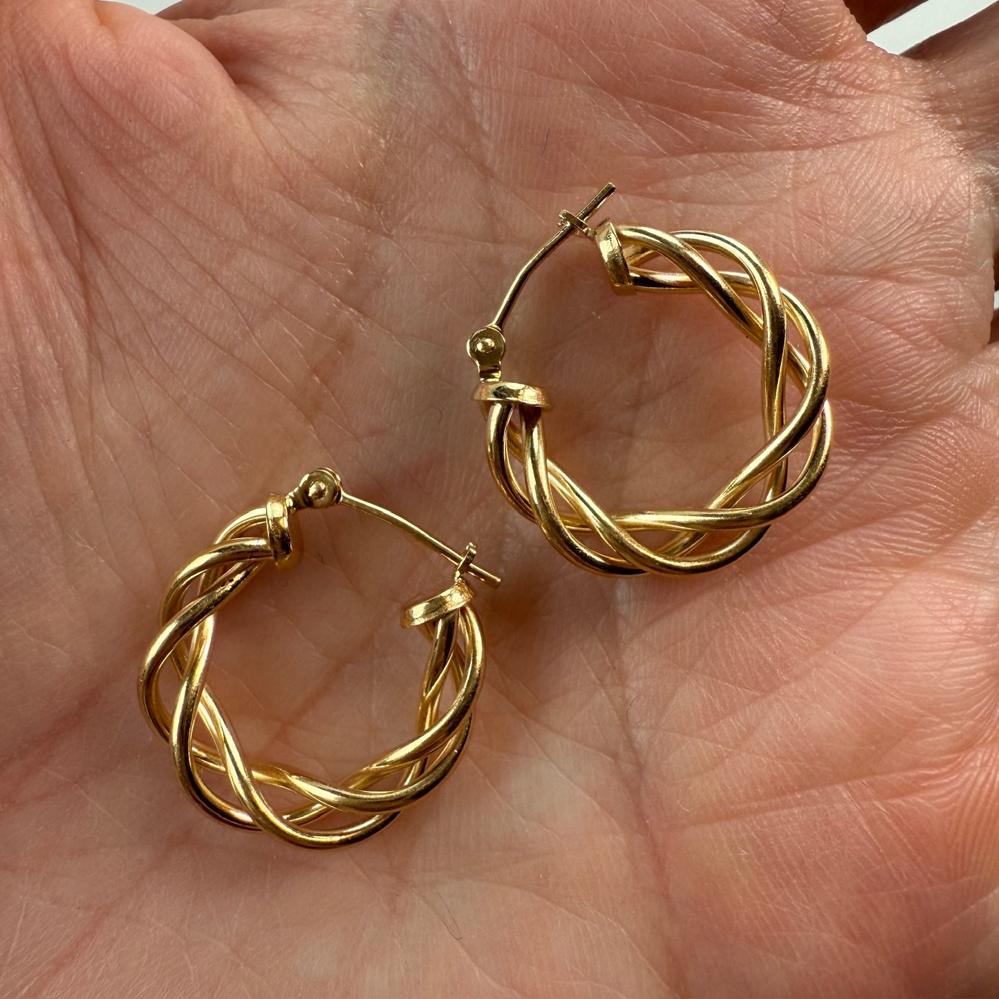 14k Solid Yellow Gold  Michael Anthony Braided Hoop Earrings, 2.10 g