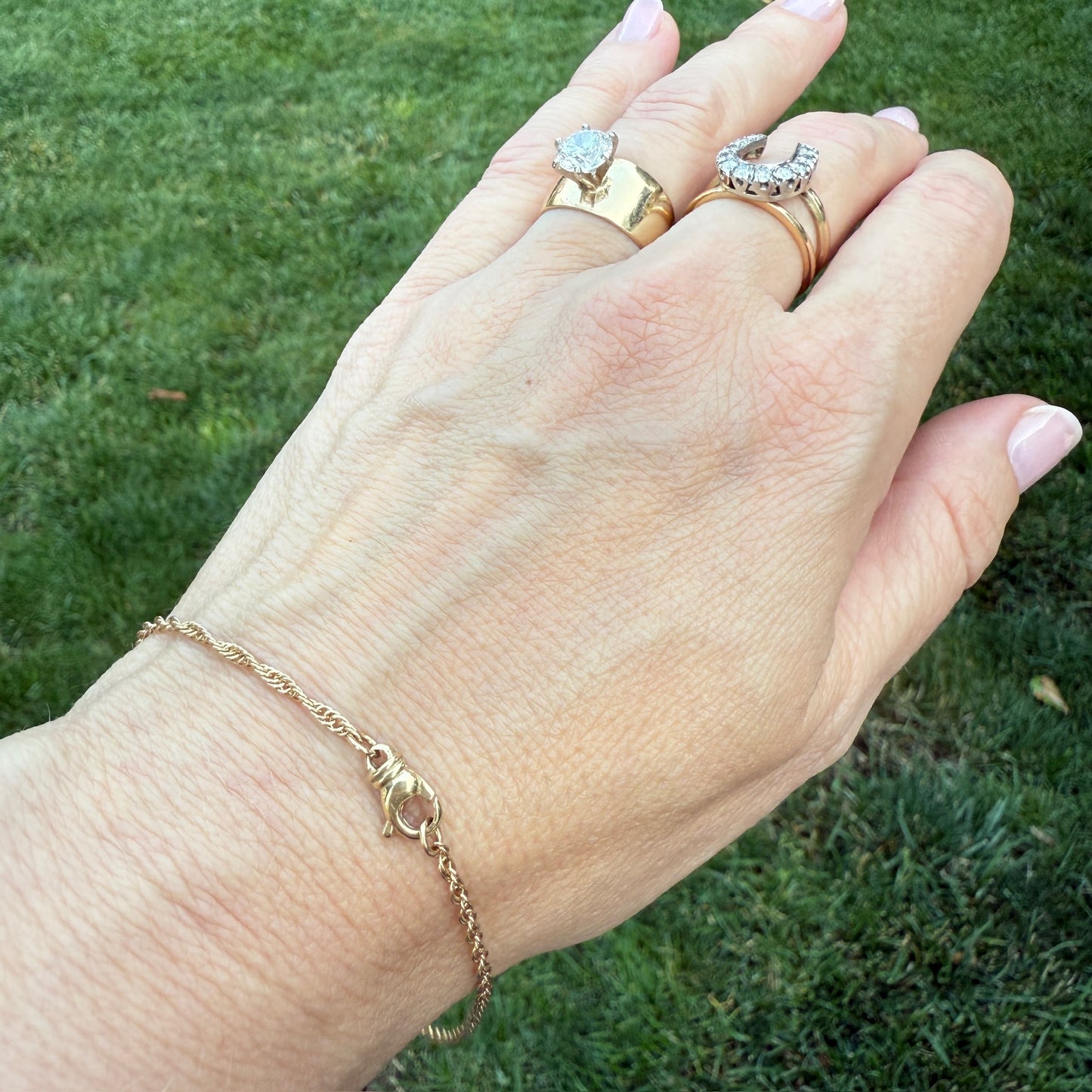 9.25" Solid 14K Yellow Gold Twisted Rope Chain Bracelet/Anklet. 3 g