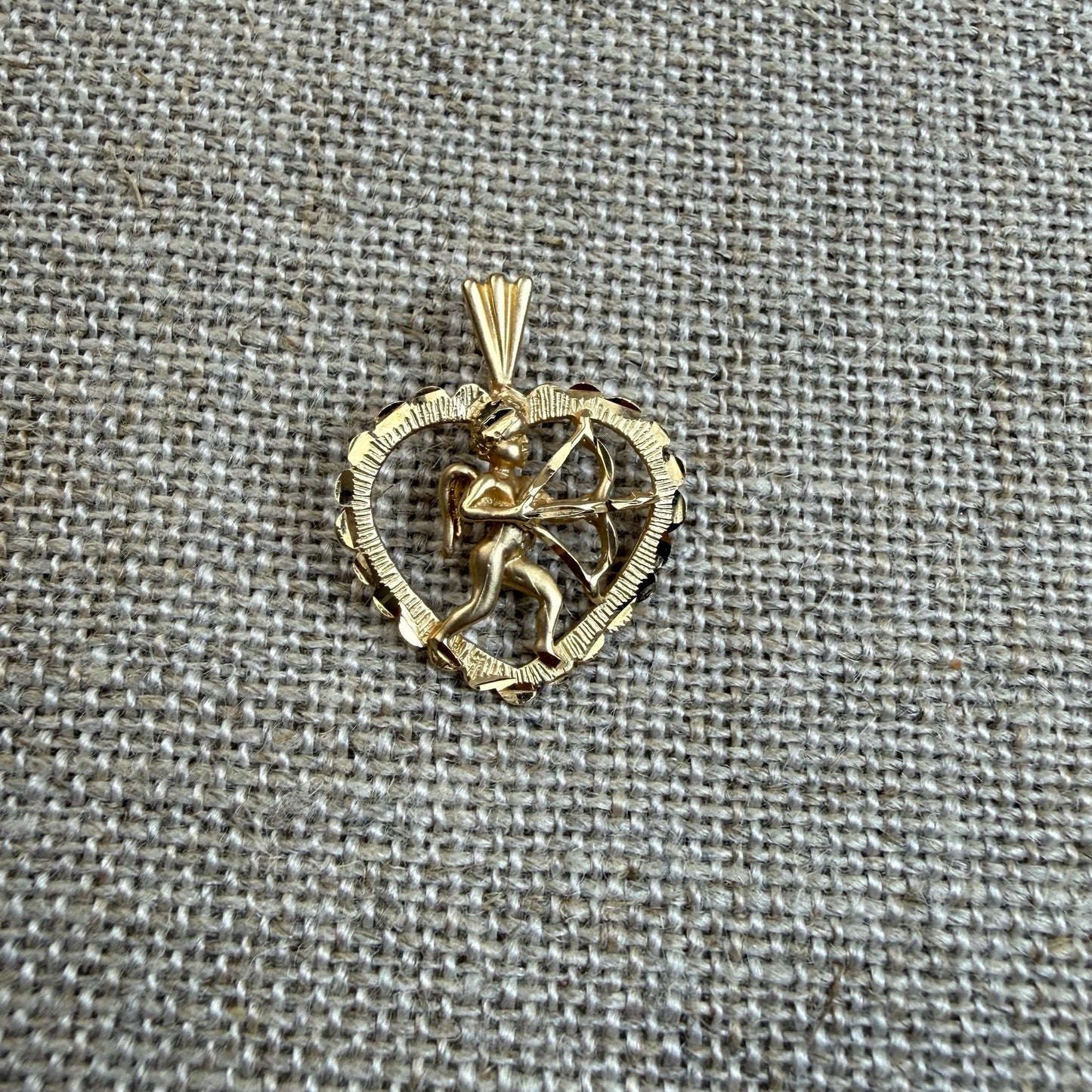 Solid 14K Yellow Gold Michael Anthony Gold Cupid Heart Pendant, 1.64 grams