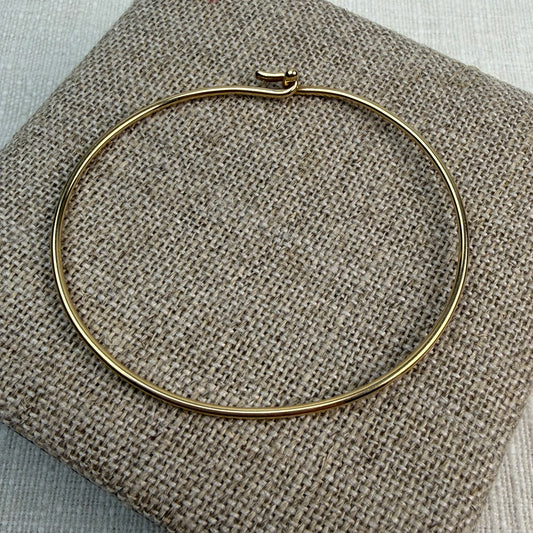 Solid 14K Yellow Gold Classic Hook and Ball Clasp Bangle, 6.75"