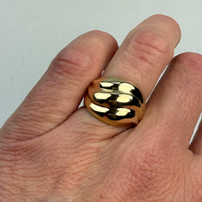 10K Solid Yellow Gold Wave Domed Ring Size 5.5