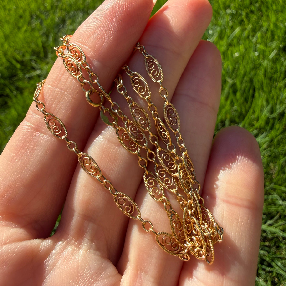 Vintage 18" Solid 14K Yellow Gold Filigree Scroll Link Necklace, 4.48 g