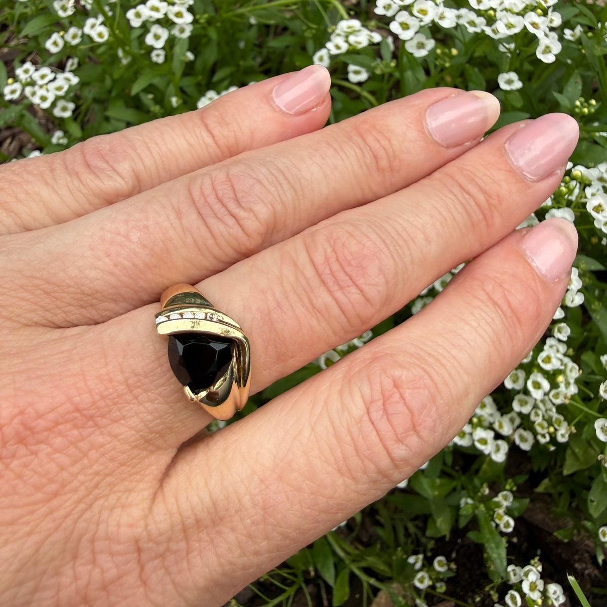 10K Solid Yellow Gold Faceted Black Onyx with 5 Diamond Ring, Size 6