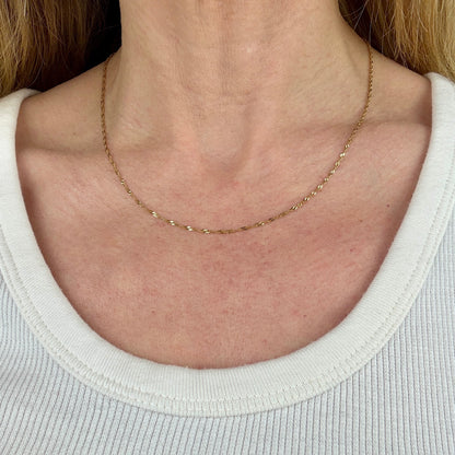 Solid 17.5" 18K Yellow Gold Classic Singapore Link Chain, 1.78 g