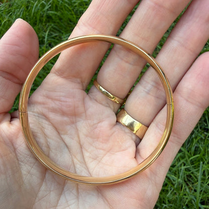 7" Solid 14K Yellow Gold High Polished Round Hinged Bangle Bracelet, 6.3 mm, 6.36 grams