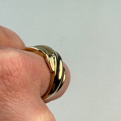 10K Solid Yellow Gold Sculptural High Polished Modern Ring Size 6.75