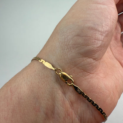 7.25" Solid 14K Yellow Gold Classic C-Link Bracelet, 2.8 g
