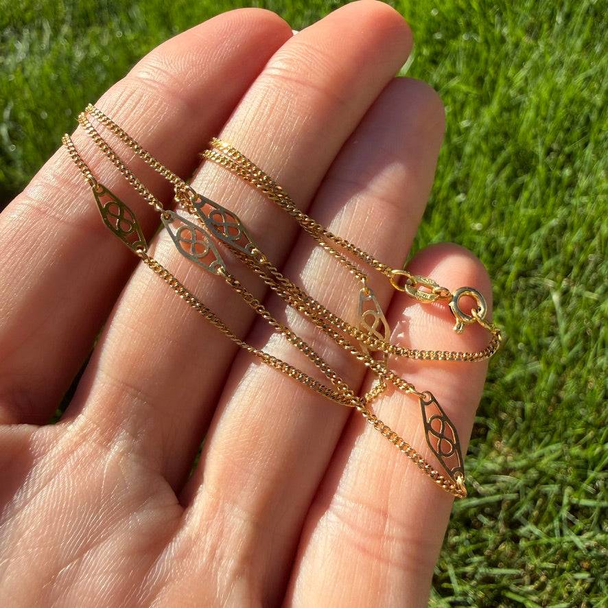 Vintage 18" Italian Solid 14K Yellow Gold Filigree Station Chain, 2.89 g