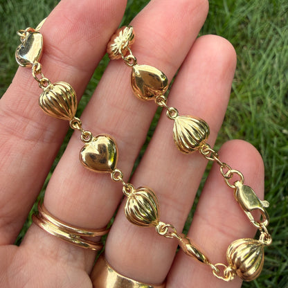6.5" Solid 10K Yellow Gold Alternating Polished and Ribbed Puff Heart Bracelet, 3.69 g