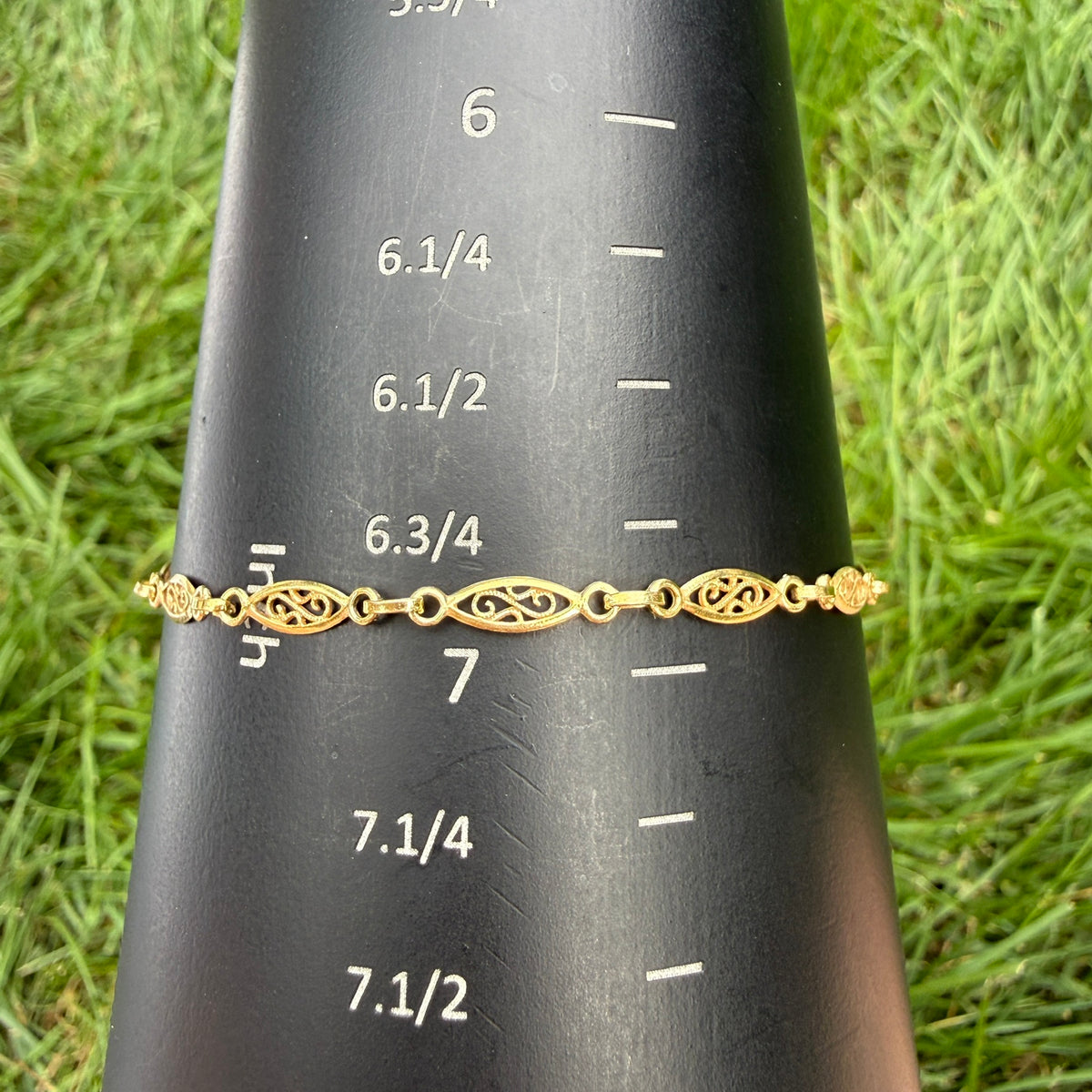 6.75" Vintage Solid 14K Yellow Gold Oval Filigree Link Bracelet, 2.66 g
