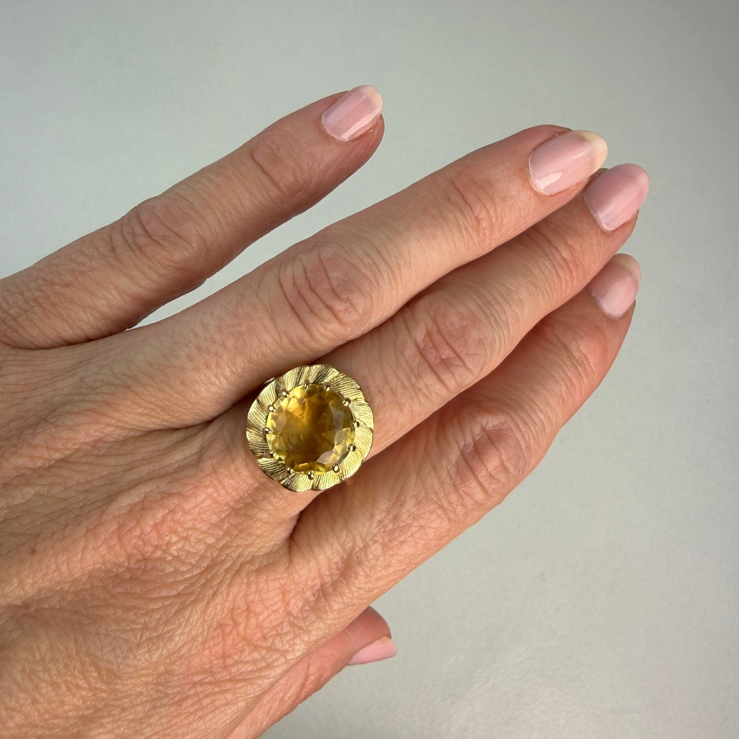 14K Solid Yellow Gold 14K Yellow Gold 11.5mm Citrine Statement Ring, Size 6.75