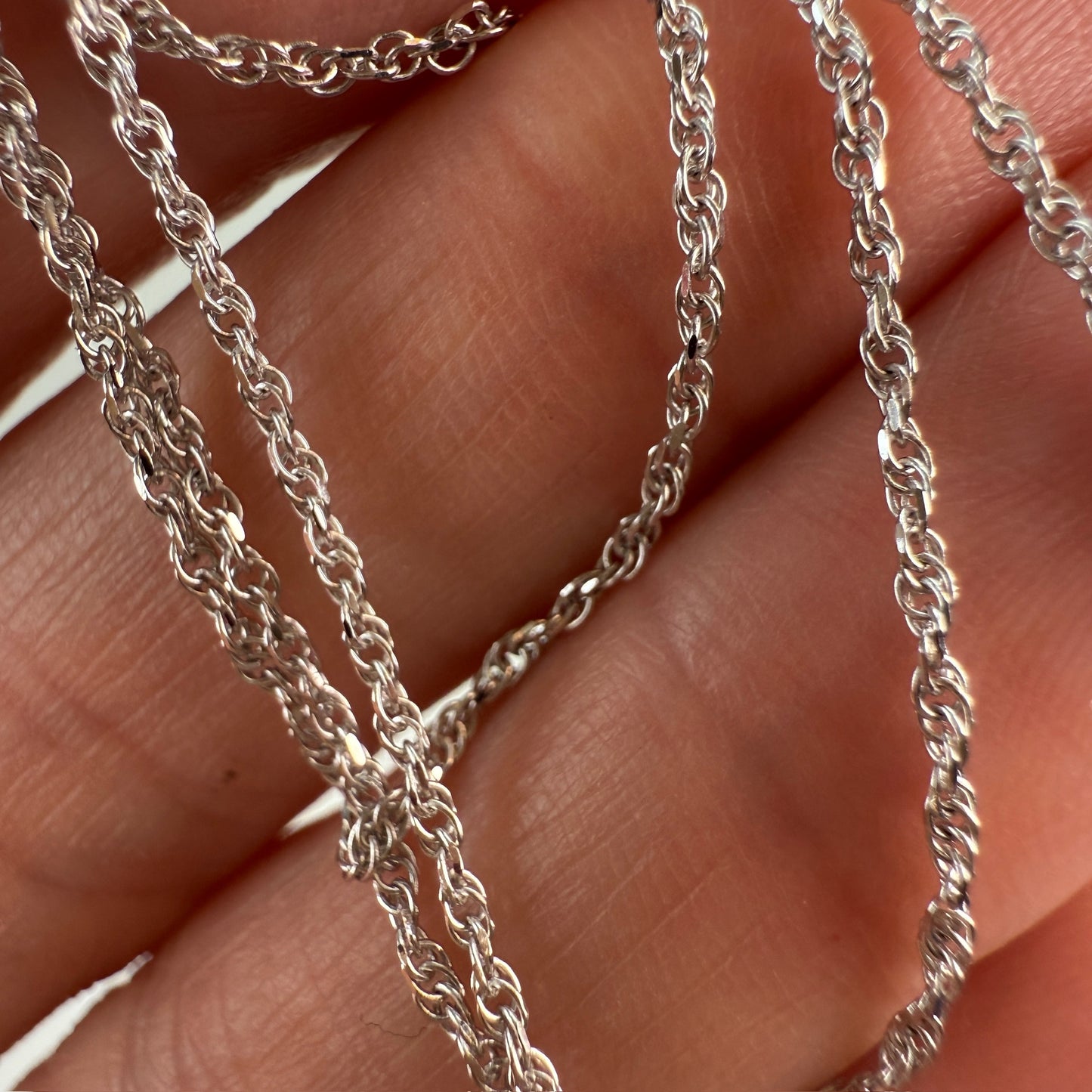 18" Solid 10K White Gold Classic Rope Chain, 1.93