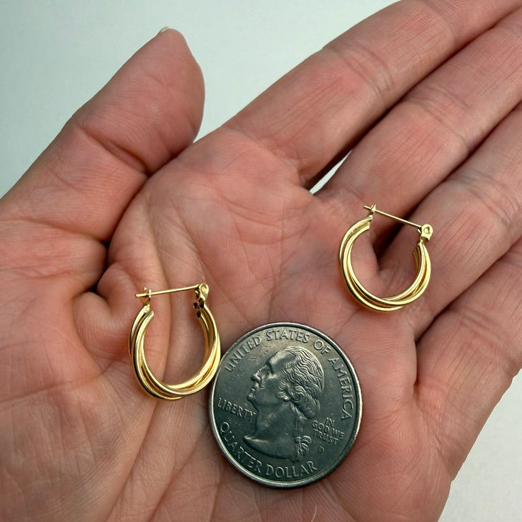 Estate 14k Solid Yellow Gold Small Classic Twisted Hoop, 1.22 g