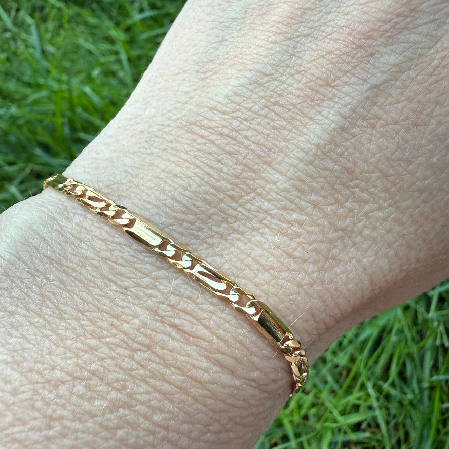 7" Italian Solid 9K Yellow Gold UnoAerre Figaro Bar Link Bracelet, 3.61 g