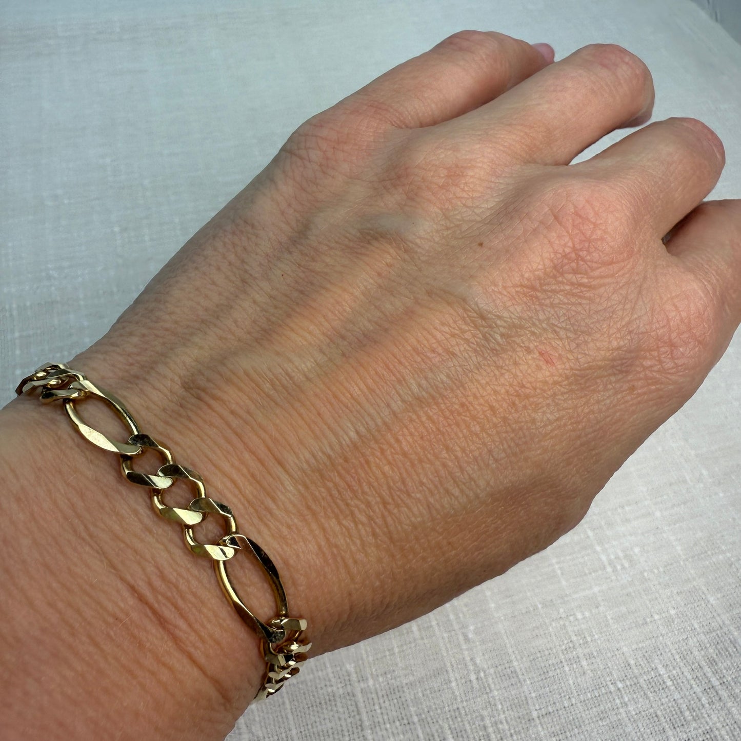 7.5" Classic Figaro 10K Yellow Gold Bracelet 6.6mm 9.42 g