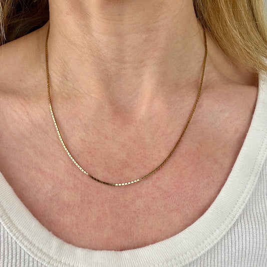 18.5" Italian Solid 14K Yellow Classic Gold Box Chain, 4.71 g