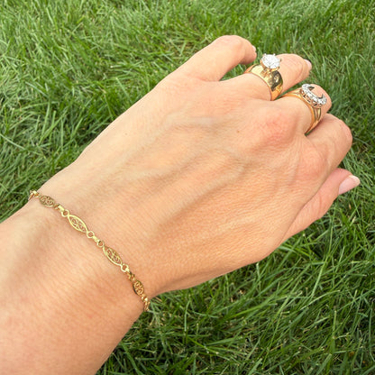 6.75" Vintage Solid 14K Yellow Gold Oval Filigree Link Bracelet, 2.66 g