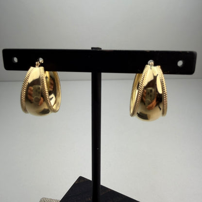14K Solid Yellow Gold Classic Tapered Milgrain Edged Hoop Earrings 21", 2.63 g