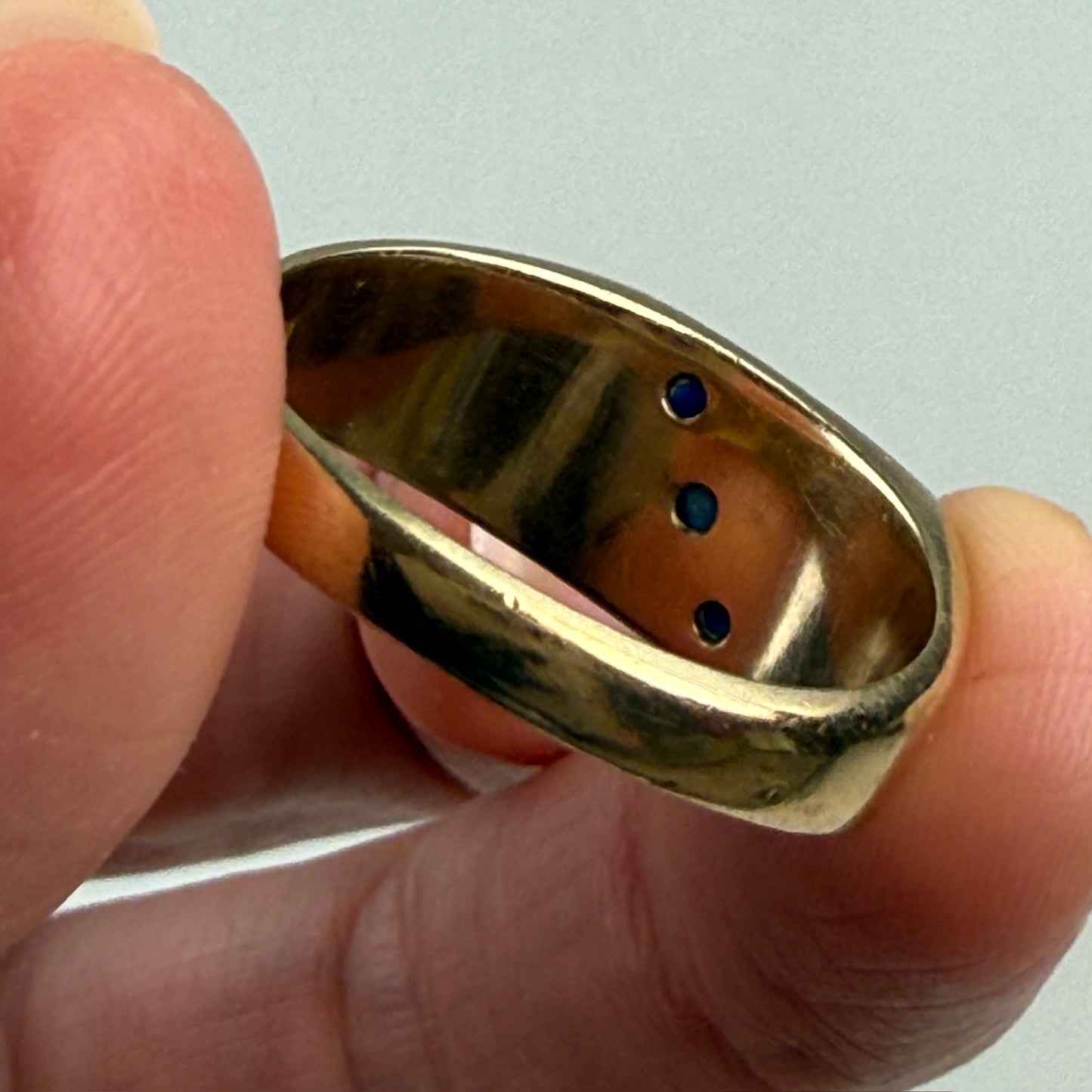10K Solid Yellow Gold Signet Style with Sapphires Ring Size 10.5