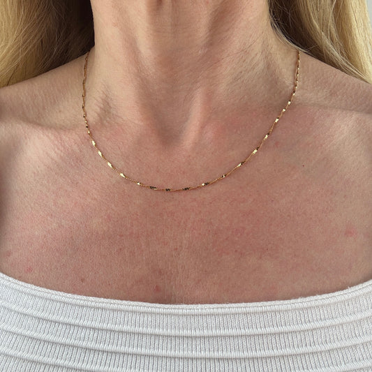 17.75" Italian Solid 14K Yellow Gold Twisted Link Chain, 2.26 g