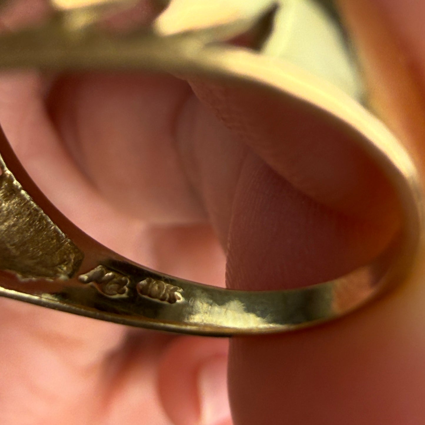 10K Solid Yellow Gold Michael Anthony Open Work Botanical, Ring Size 7.75