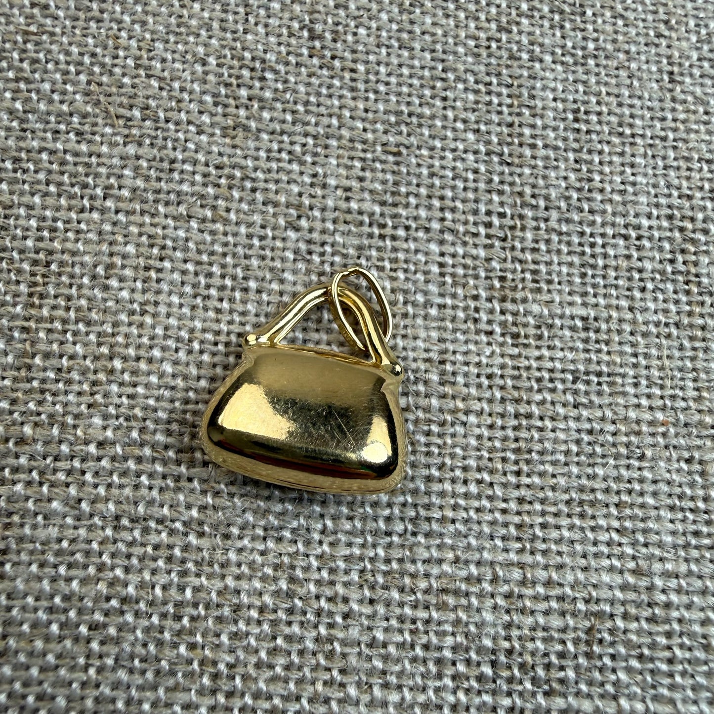 Solid 14K Yellow Gold Dimensional Purse Pendant/Charm, 1.77 grams