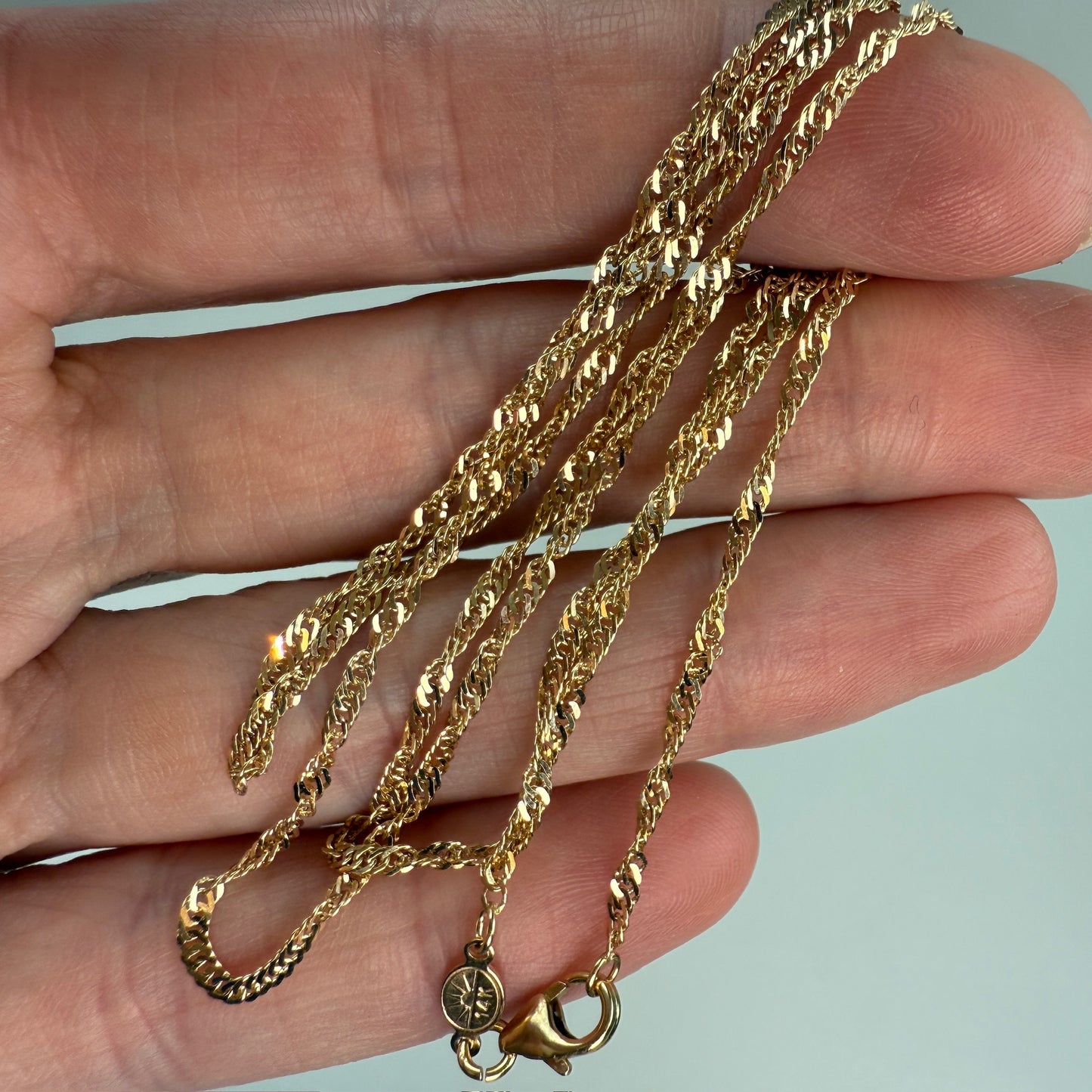 24" Italian Solid 14K Yellow Gold Twisted Link Chain, 3.54 g