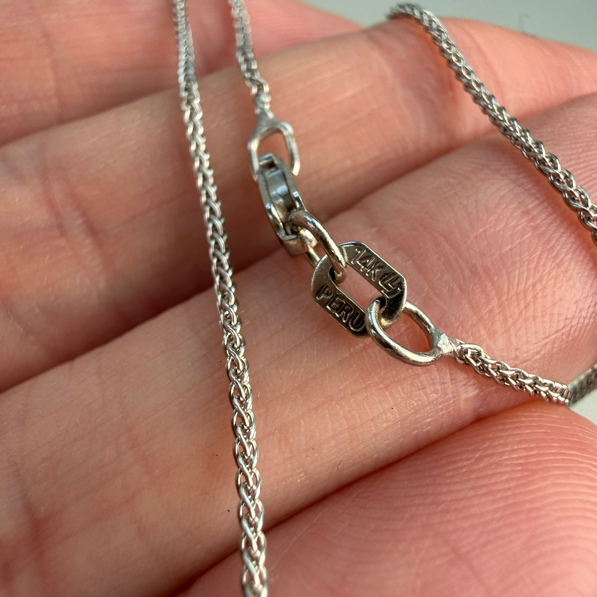 20" Solid 14K White Gold Wheat Chain, 2.46 g
