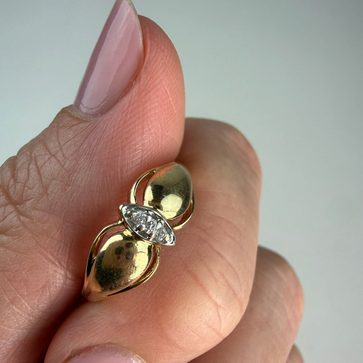 10K Solid Yellow Gold Sculptural Diamond Accent Ring, Size 5