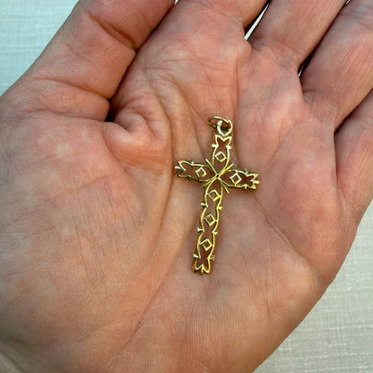 Solid 14K Yellow Gold Openwork Filigree Style Cross, 1.3g