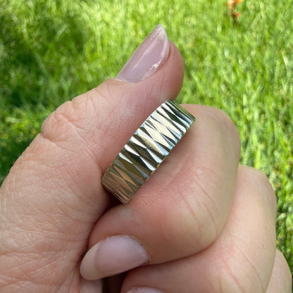 14K Solid White Gold Mid-century Textured Band Ring, Size 7.75