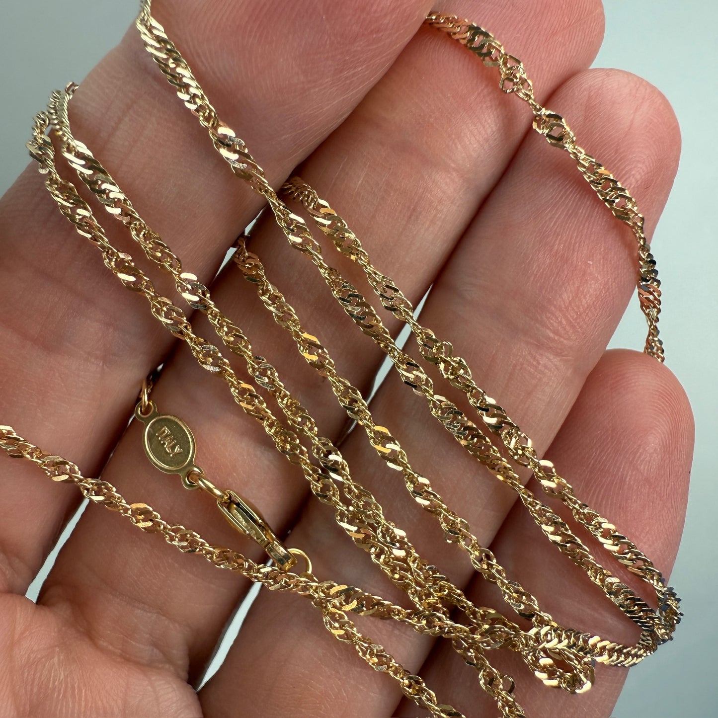 24" Italian Solid 14K Yellow Gold Twisted Link Chain, 3.54 g