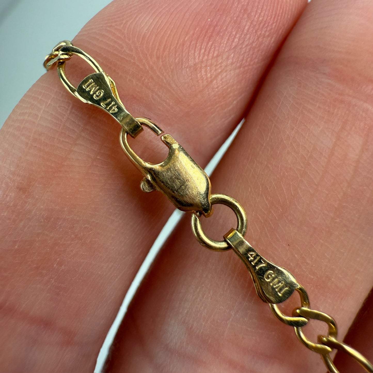 22" Solid 10K Yellow Gold Classic Figaro Chain, 4.67 g