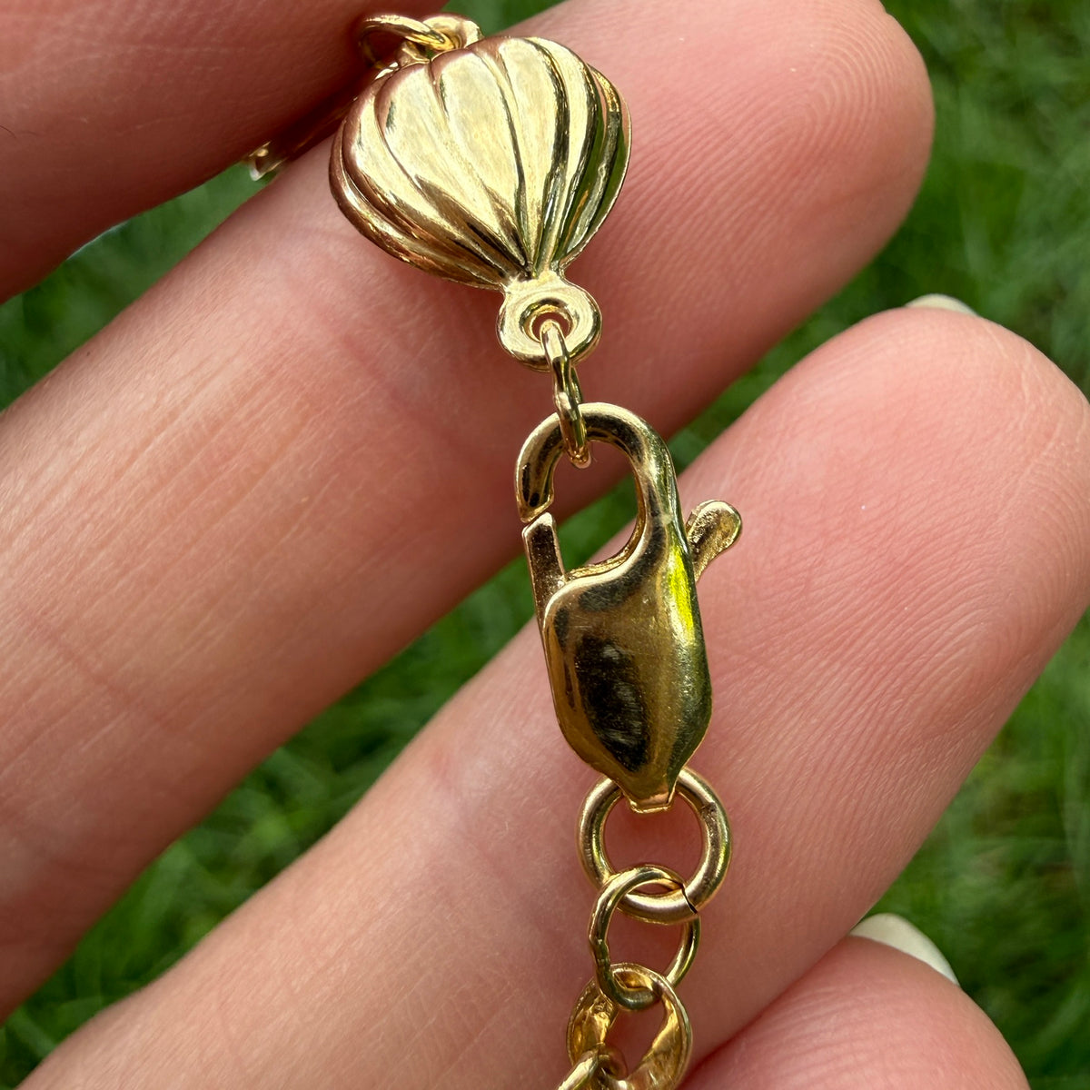 6.5" Solid 10K Yellow Gold Alternating Polished and Ribbed Puff Heart Bracelet, 3.69 g