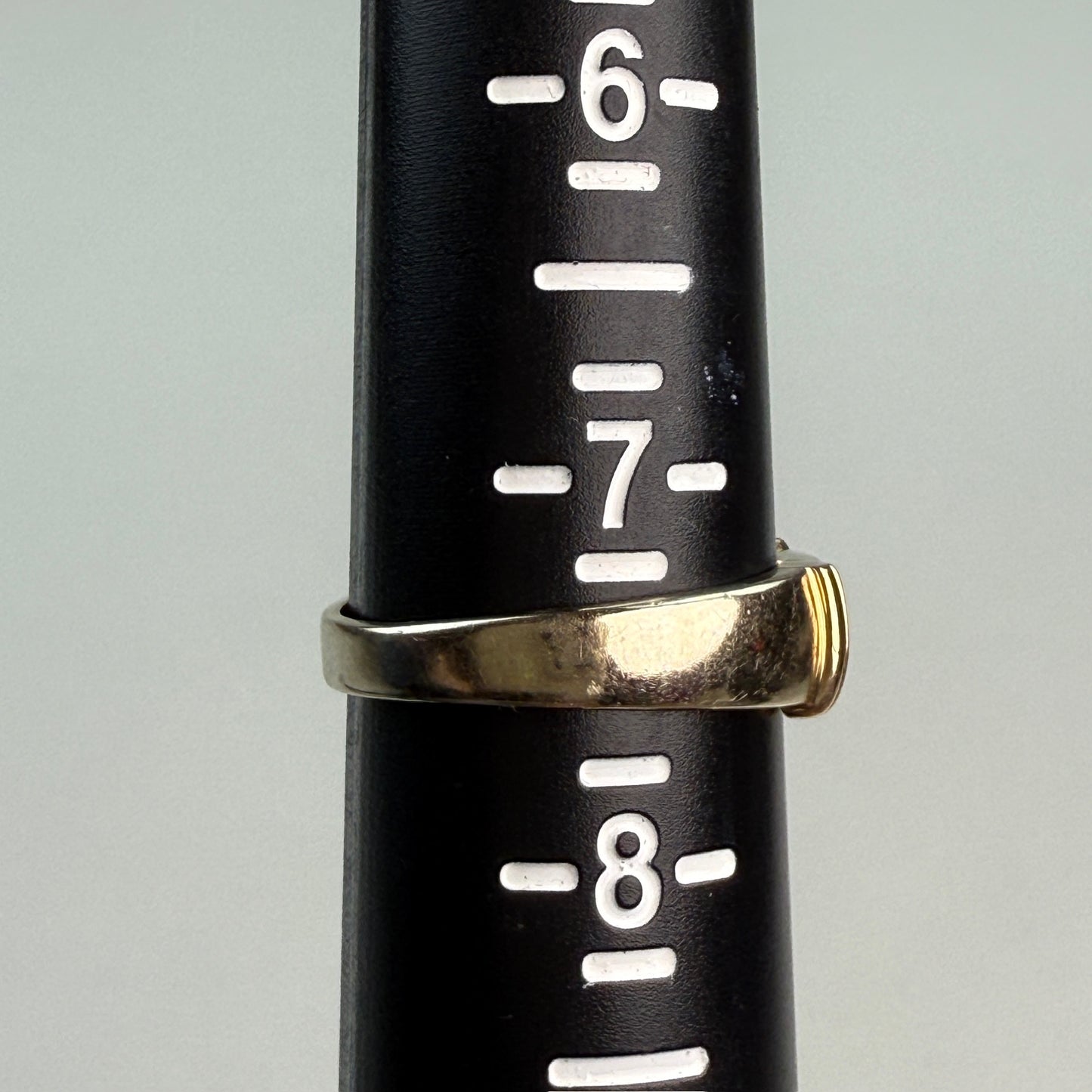 Solid 14K Yellow Gold Two-tone Linear Diamond Ring, Size 7.5
