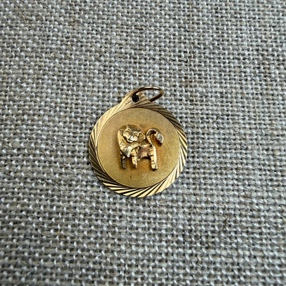 Vintage Solid 14K Yellow Gold Dimensional Leo Pendant, 2.08 grams