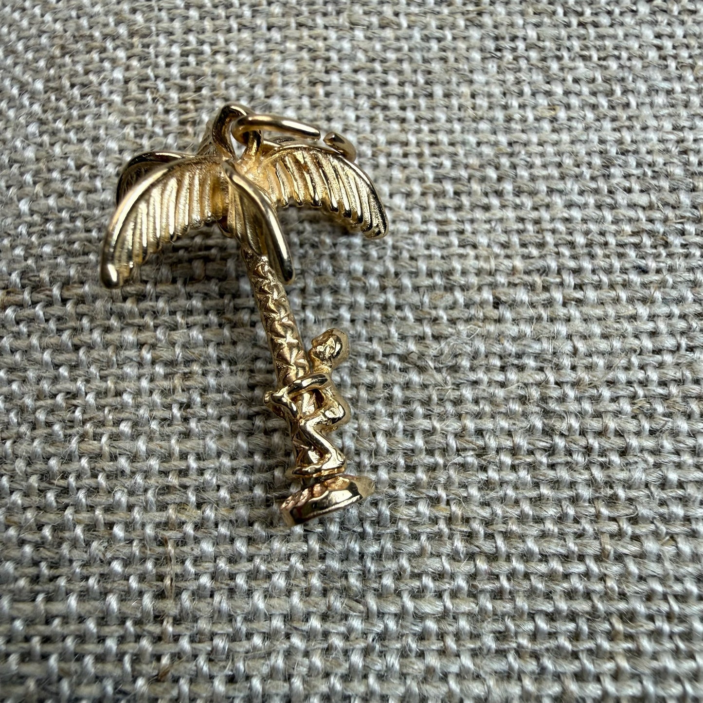 Vintage Solid 9K Yellow Gold Articulated Tropical Tree and Climber Pendant/Charm, 2.67 Grams