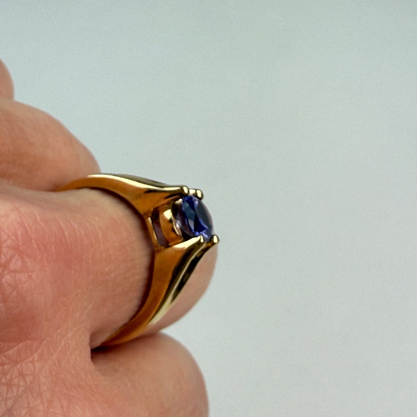 14K Solid Yellow Gold Oval Shaped Faceted Iolite Ring, Size 6.75