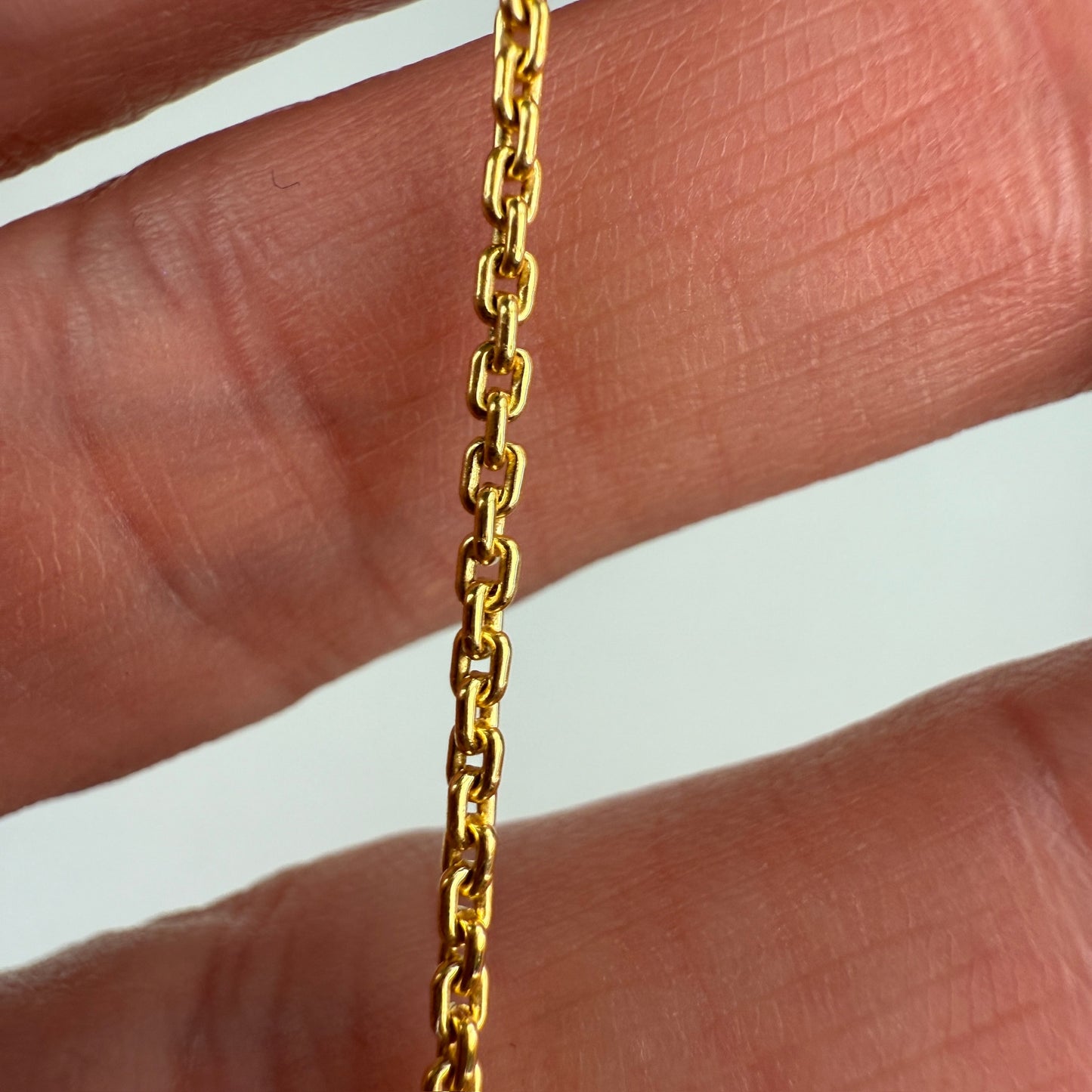 Solid 16.5" 18K Yellow Gold Classic Mini Biker Link Chain, 5.14 g