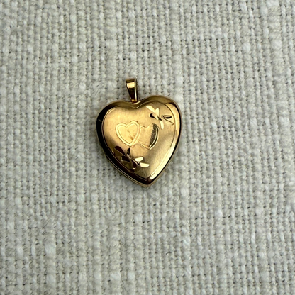 Solid 14K Yellow Gold Decorative Etched Heart Locket