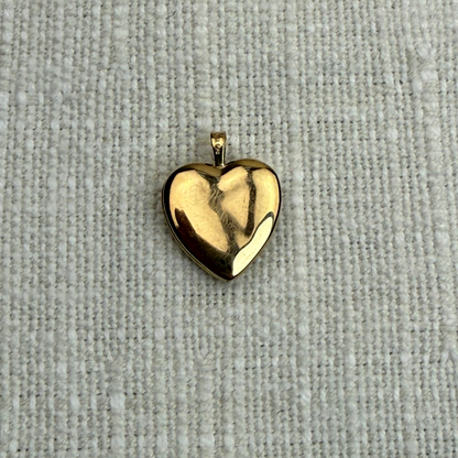 Solid 14K Yellow Gold Decorative Etched Heart Locket