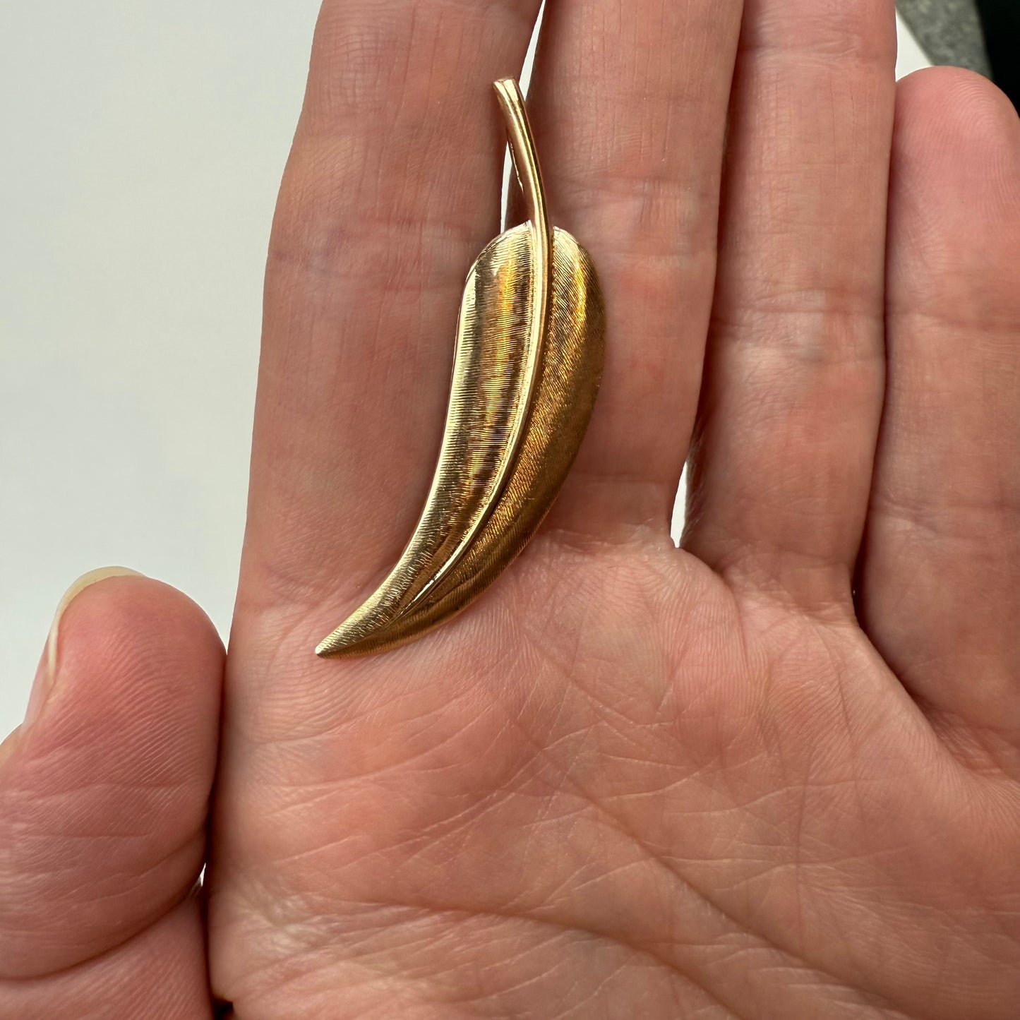 Vintage Leaf Pendant and Brooch 14K Yellow Solid Gold