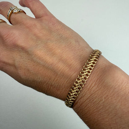 7" Vintage 14K Italian 7.3mm Textured Hollow Curb Bracelet