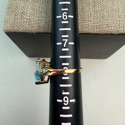 10K Vintage Pear Shape Blue Topaz Yellow Gold Statement Ring Size 8