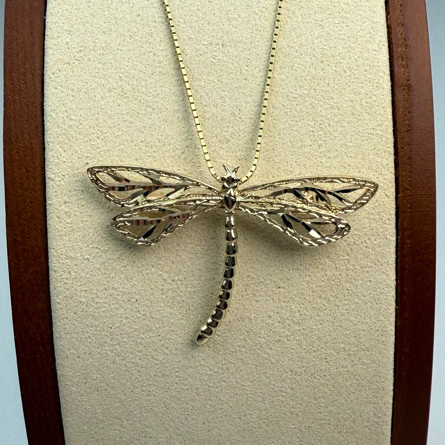 Intricate Dragonfly Pendant and Brooch 14K Yellow Solid Gold, 3.26g
