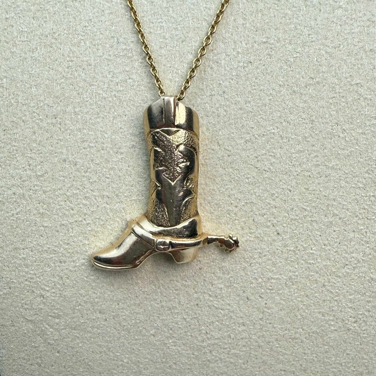 Vintage 3D Cowboy boot Pendant 14K Yellow Gold, 2.64g