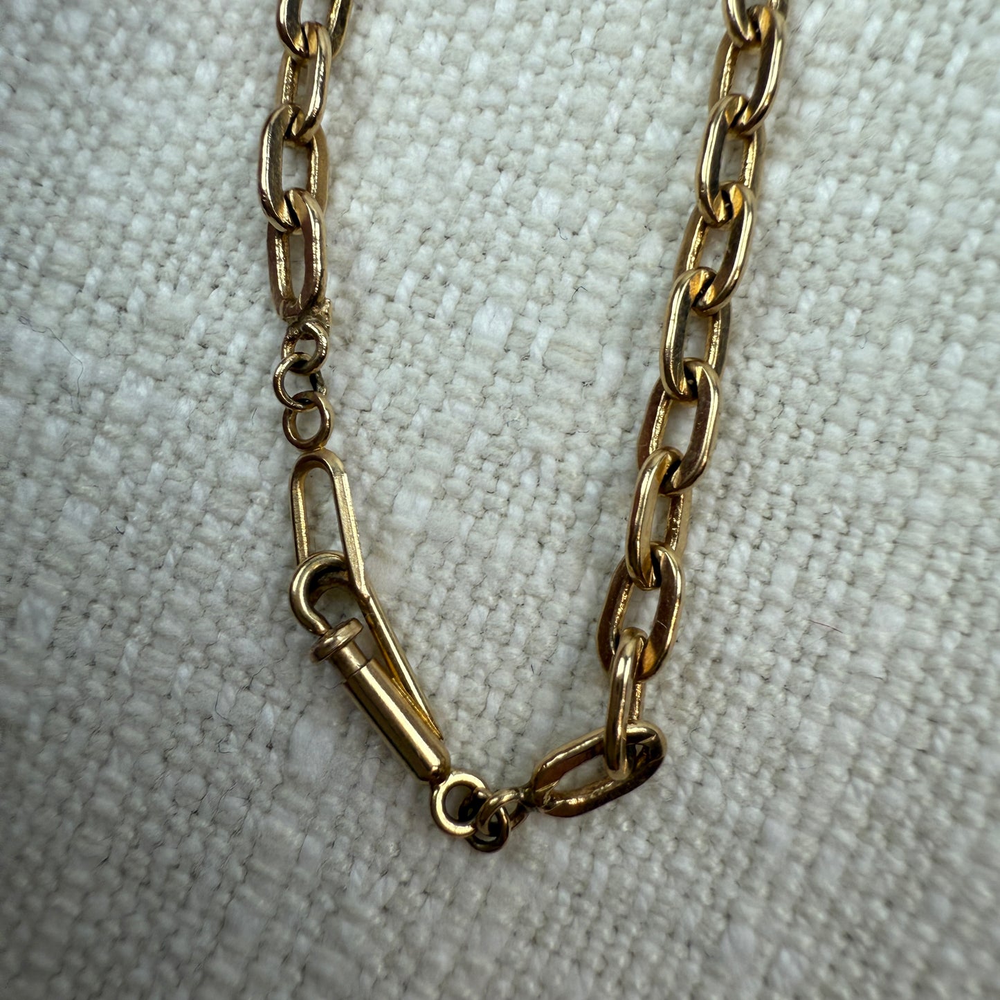 18" Vintage 14K Elongated Cable Chain 3.12mm 11.07 Grams, Mini Dog Clip Clasp