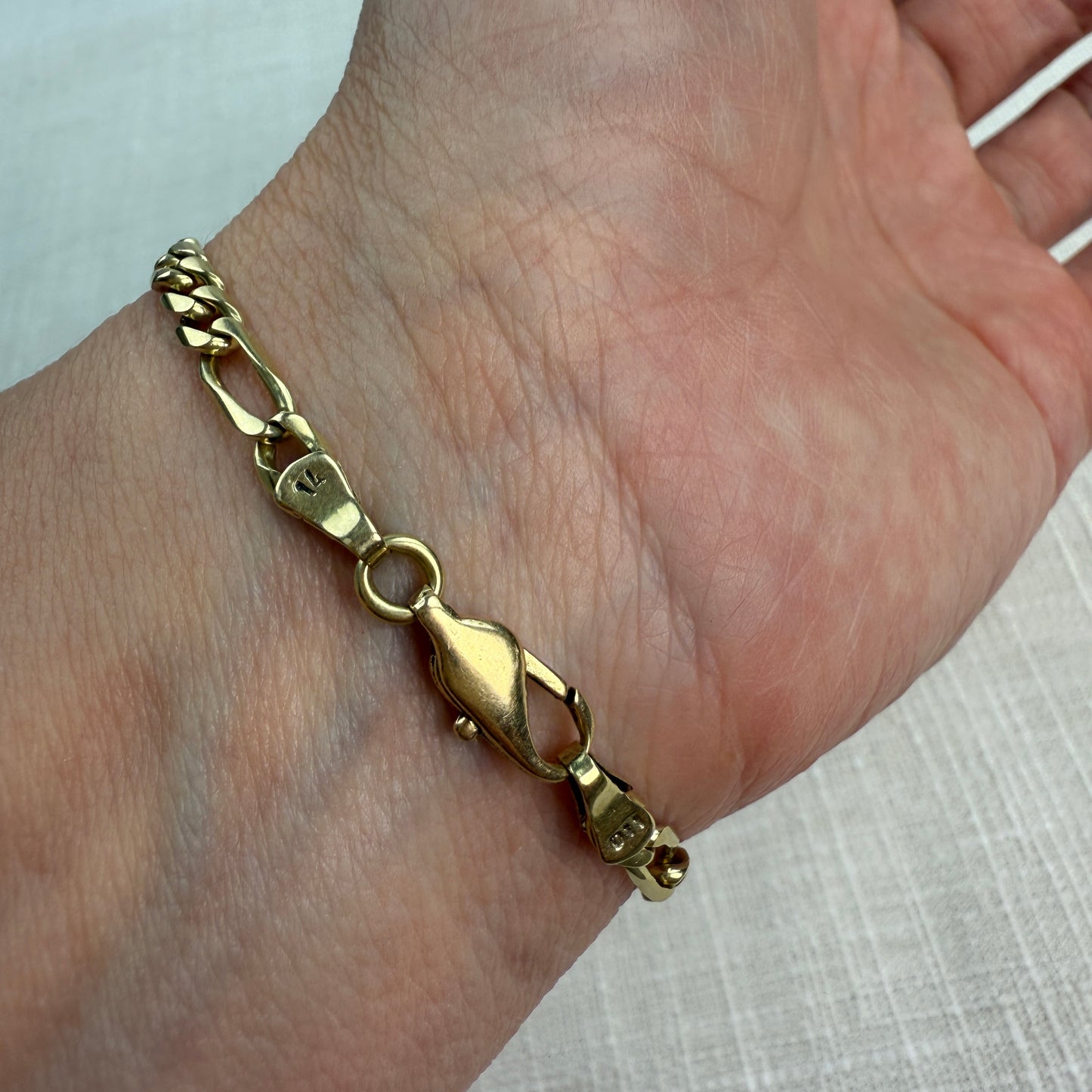 6.25" Figaro 14K Yellow Gold Bracelet 4.3mm 8.32g