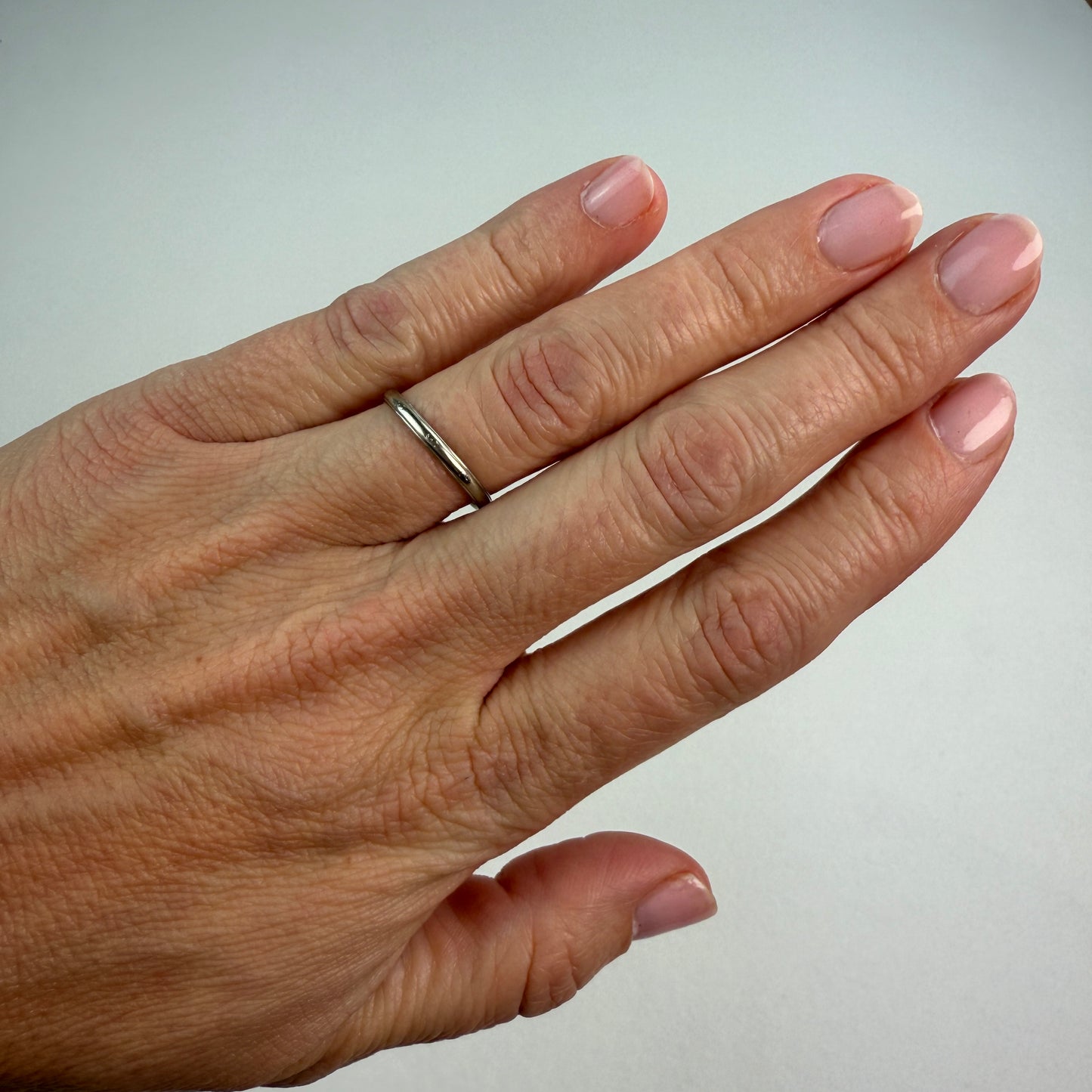 14K Vintage Classic White Gold Estate Band 1.15mm, Size 5.75